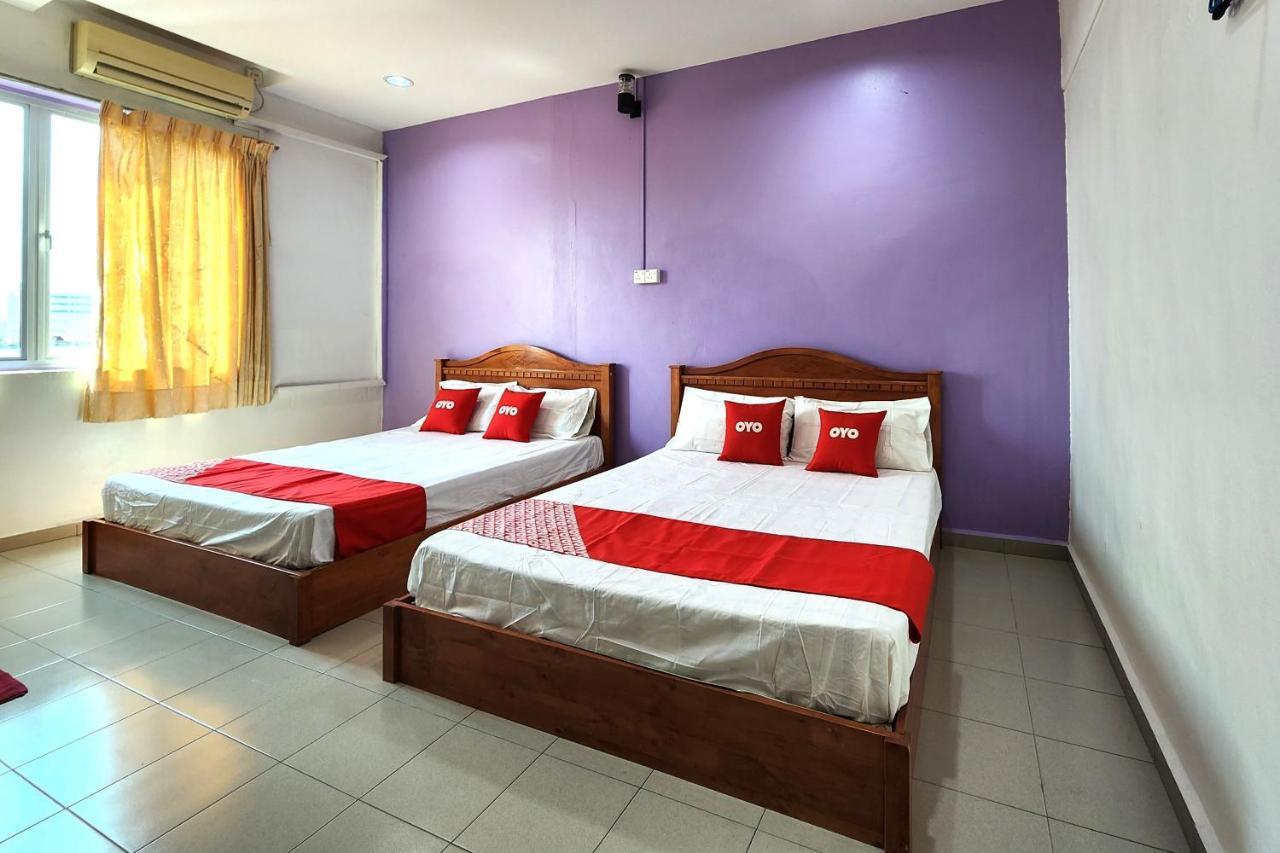 Oyo 90743 Hotel Ban Cheong Kangar Exterior foto